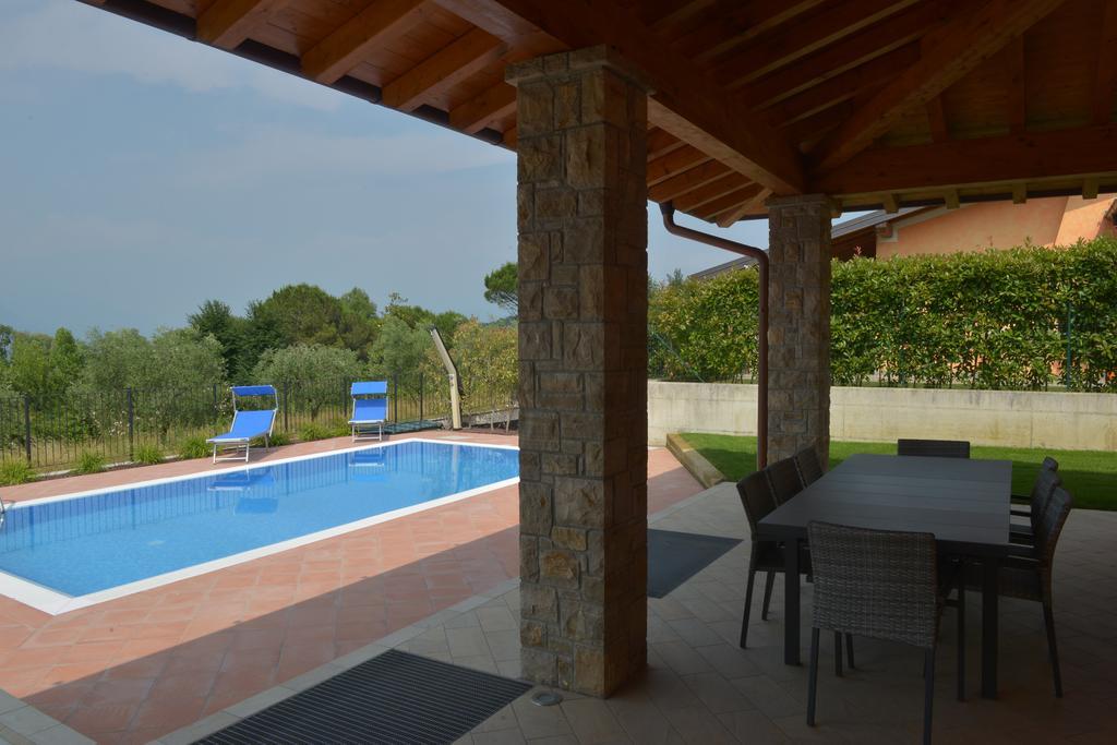 Artemia Villa